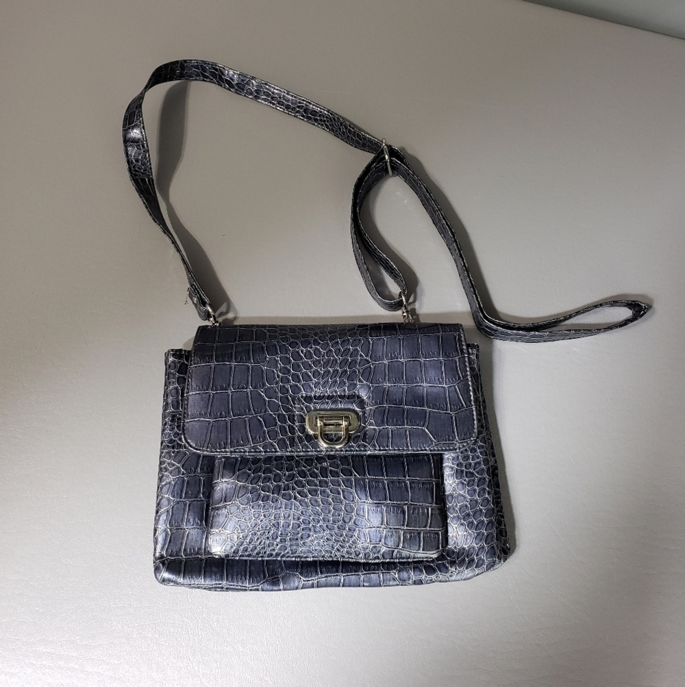 Pretty crossbody bag